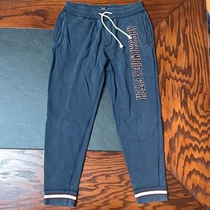 women’s sweatpants